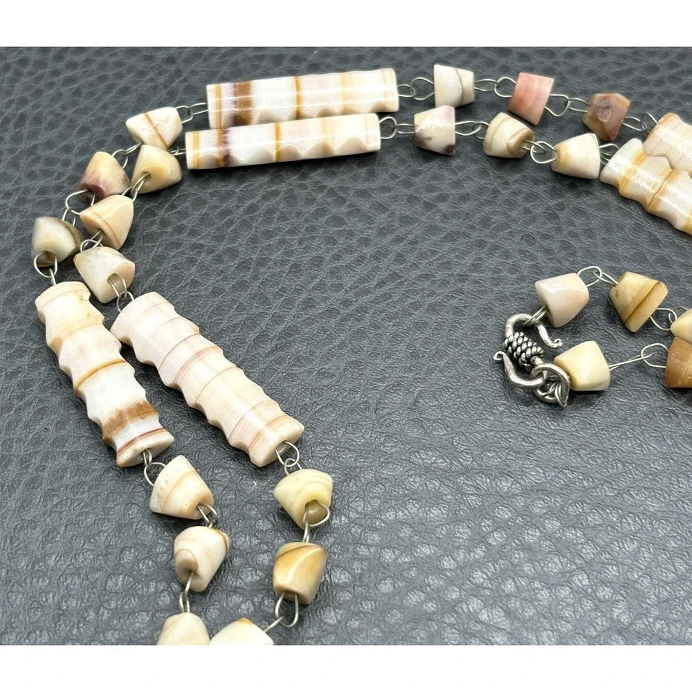 VTG Carved Mayan Aztec Sun Calendar Pendant Necklace Striped Agate ~ 24